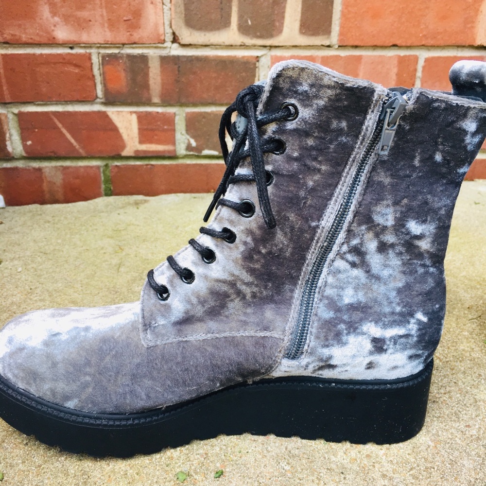 Asos crushed velvet platform boots - Picture 5 of 8